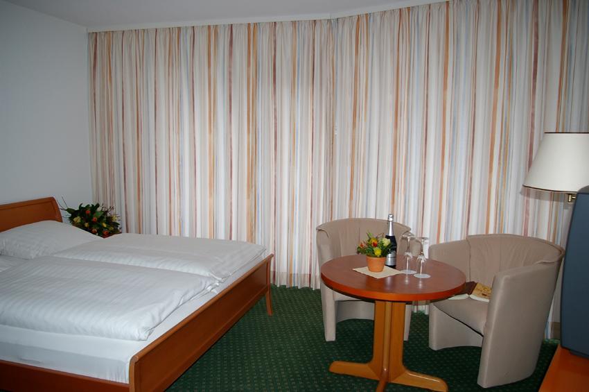 באד אסן Hotel Haus Deutsch Krone מראה חיצוני תמונה